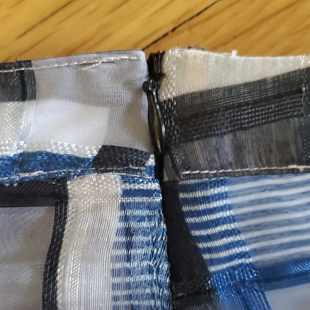 Blue and White Ruched Pencil Mini Skirt NBD size XS - Picture 3 of 7